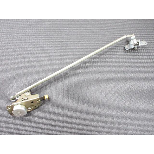純正新品 ダットサントラック 520 521 用 ドアロック 左 : ファイン