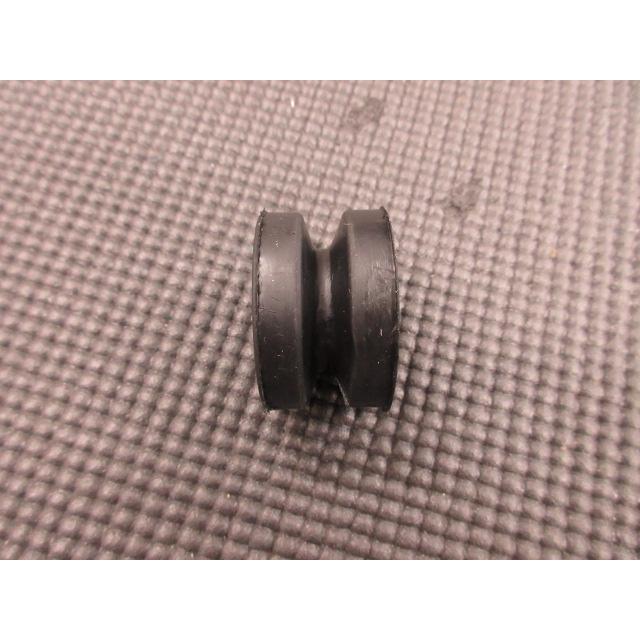 ダットサントラック 620 用テンションロッドブッシュ ASSY : ファイン