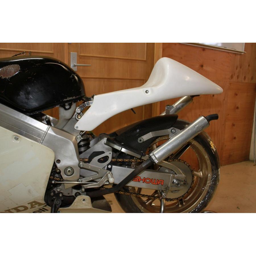 NSR250 MC21/MC28 RSシートカウル用シートレール : ファイン NSR250 MC21/MC28 RSシートカウル用シートレール : ファイン