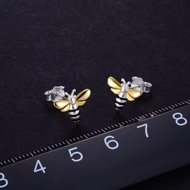 ピアス レディース 925スターリングシルバー デザイナー ジュエリー 18Kゴールド ミツバチ スタッドピアス_3