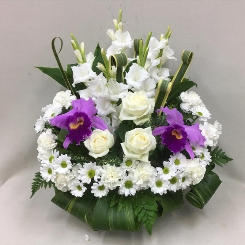 お供え お悔やみ 御盆 法要 一周忌 四十九日 供花 即日 貨物輸送無料 申し合わせ 白 日本の首都発 日本橋 絵図面 エターナルリング カトレア 繰り合わせる（H60） 生花-花、ガーデニング-フラワーアレンジメント
