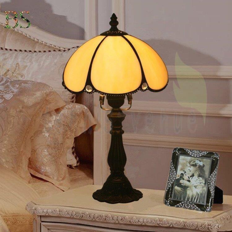 絶品 北欧 卓上ライト 極上 テーブルランプ 工芸品 ステンドグラス 豪華 レトロ 寝室 Led アンティーク ガラス工芸 花柄 インテリアランプ テーブルライト Populationmalawi Org