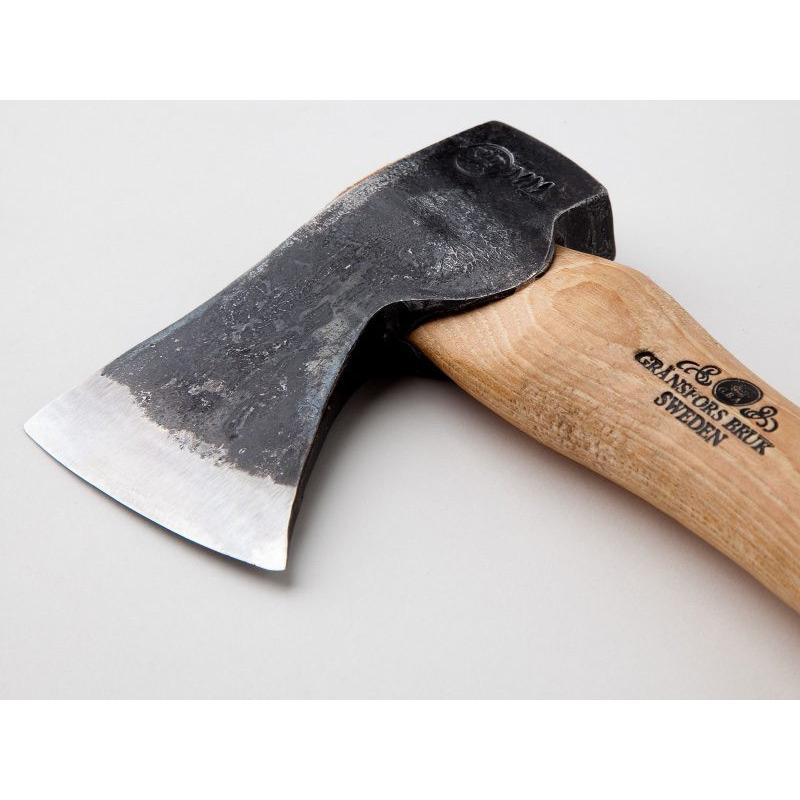 グレンスフォシュ・ブルーク ハンドハチェット 413 焚き付けづくり 枝払い用斧 |  | 01