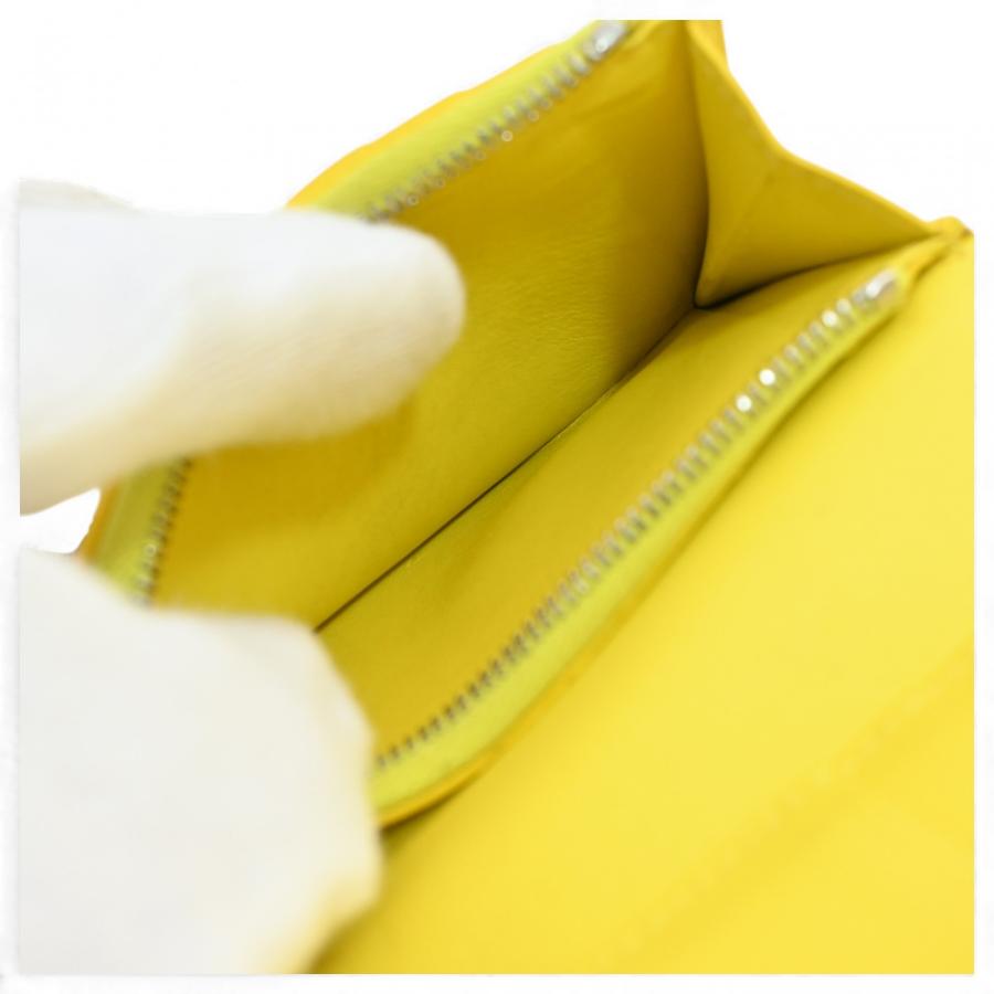 CELINE（セリーヌ） ミディアム ジップ ウォレット 二つ折り財布 B