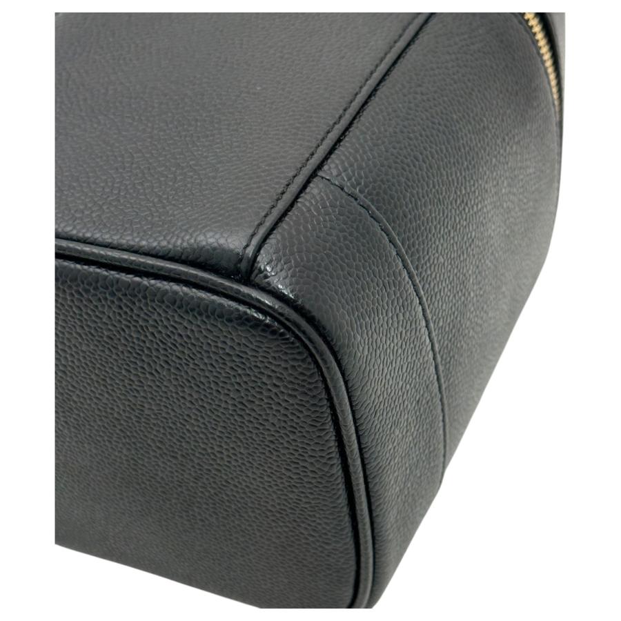 CHANEL（シャネル） 【中古】シャネル バニティバッグ キャビアスキン