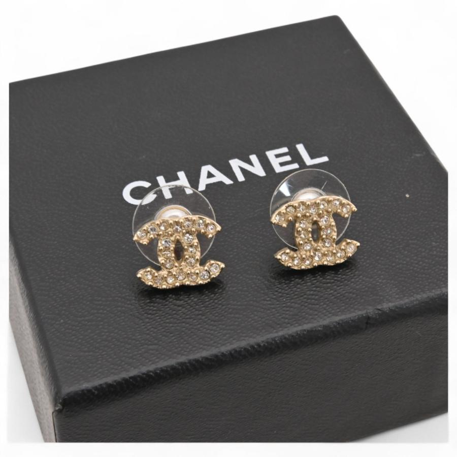 ココマークピアス シャネル CHANEL ピアス ココマーク ロゴピアス CHANEL PIERCE