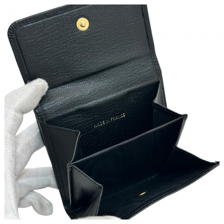 良品　CHANEL シャネル　ココマーク　ダブルホック　レザー　三つ折り財布 CHANEL（シャネル） 【中古】シャネル 三つ折り財布 ココマーク ダブル