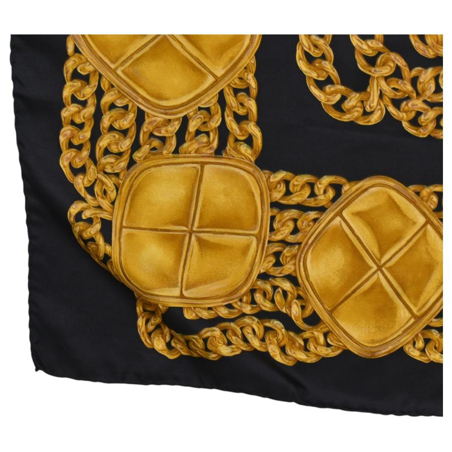 CHANEL スカーフ マトラッセ チェーン柄 CHANEL（シャネル） 【中古】シャネル マトラッセチェーン柄 スカーフ