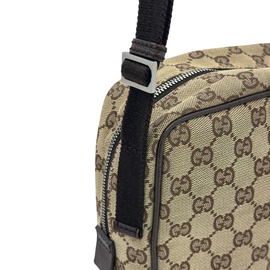 GUCCI（グッチ） 【中古】グッチ GG柄 メッセンジャーバッグ GG
