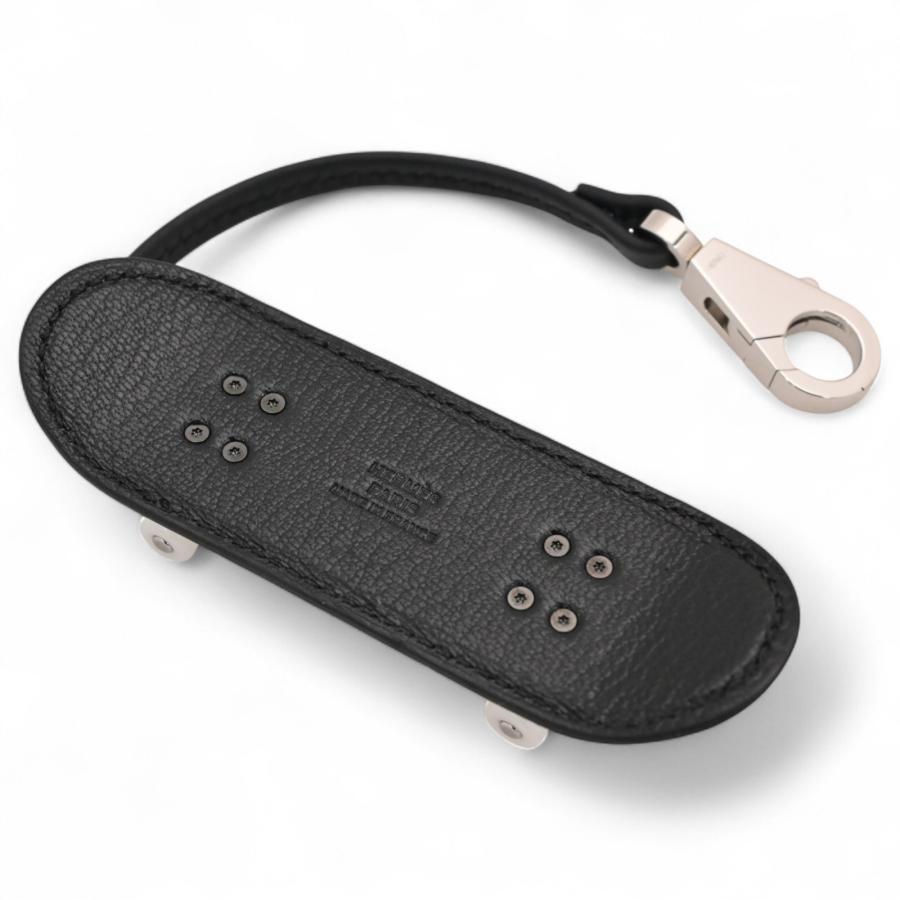 HERMES（エルメス） チャーム フィンガー スケートボード Aランク