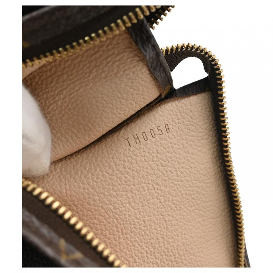 ベタなし　ルイヴィトン　モノグラム　ポッシュトワレット26 セカンドバッグ LOUIS VUITTON（ルイ・ヴィトン） モノグラム ポッシュ トワレット26