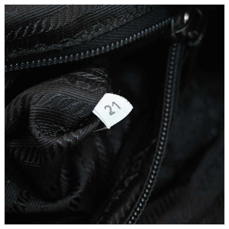 プラダ ロゴプレート スモール バックパック リュック ブラック Bランク pr1339rr | PRADA | 14