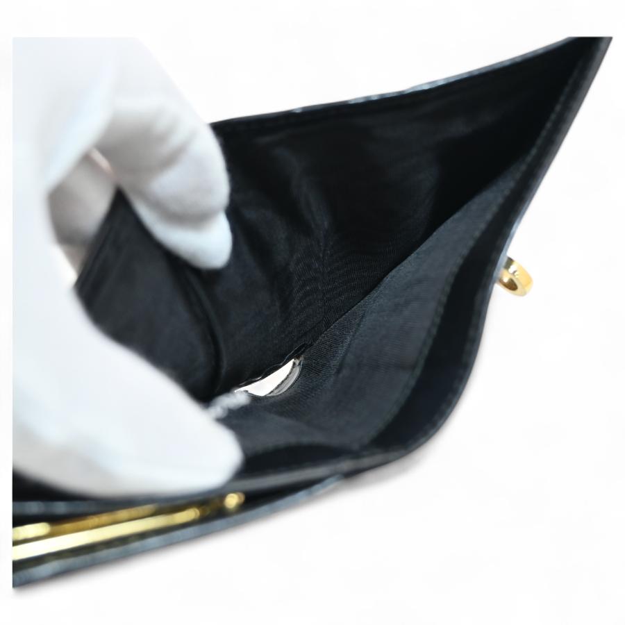 フェラガモ レザー 折りたたみ財布 ブラック×ゴールド Bランク