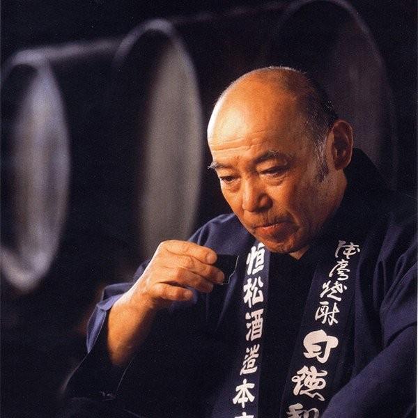 【限定入荷しました！】【安納芋よりはるかに甘い紅はるか芋を通常より30％も多く使用！】　紅王道　紅はるか芋　黒麹　無濾過　25度　1800ml | 恒松酒造本店 | 07