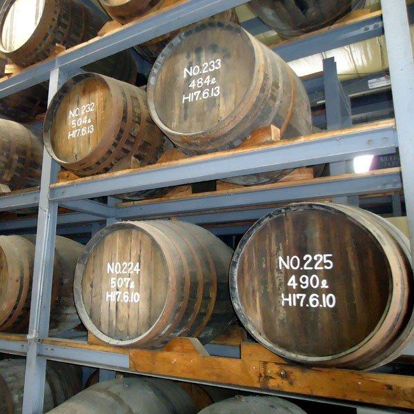 【ワイン酵母で仕込んだ柑橘系の果実を思わせる美しい香りの芋焼酎！】　バクダンアリ　芋焼酎　ジョイホワイト芋使用　25度　720ml(5) |  | 08