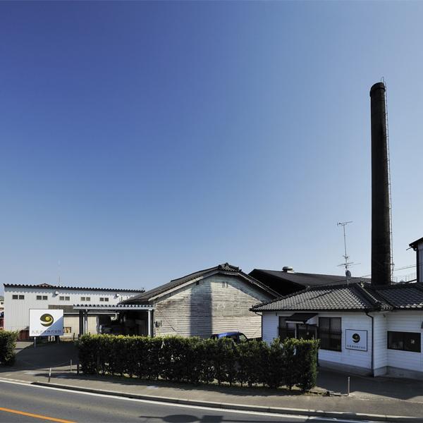 【限定入荷しました！】【木樽で3年間貯蔵熟成！濃厚且つ刺激的な麦の風味！】　天の風　木樽貯蔵　3年古酒　麦焼酎　25度　1800ml |  | 01