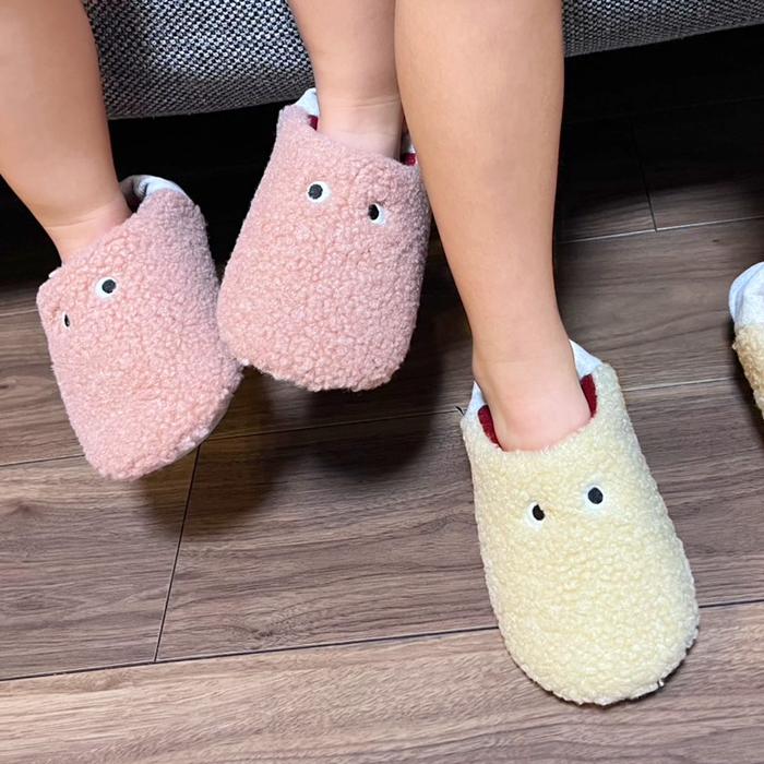 未使用 海外製 ぶたさん ふわふわ スリッパ 子供用 広尾インテリア