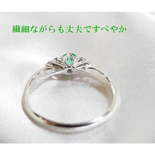 エメラルド　ダイヤモンド 指輪 華奢 リング K18WG　18金ホワイトゴールド　オリジナル 高品質 高級の画像