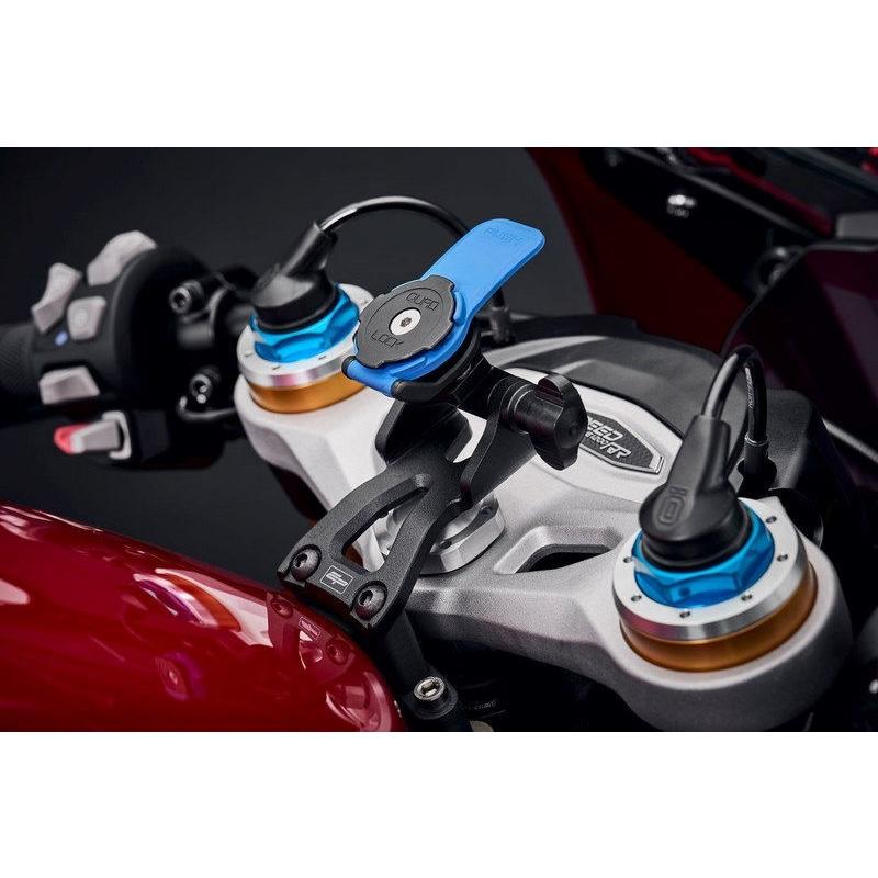 エヴォテック　クワッドロック　トライアンフ　スピードトリプル1200RR エヴォテッククワッドロックトライアンフスピードトリプル1200RR
