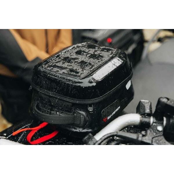 SW Motech PRO Micro WP tank bag. 4 l. Waterproof. | BC.WPB.00.028.10000｜firstforest｜02
