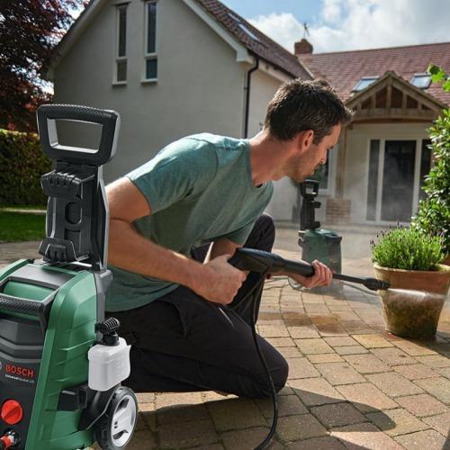 BOSCH UA125 高圧洗浄機 生活家電 未使用 BOSCH Universal Aquatak