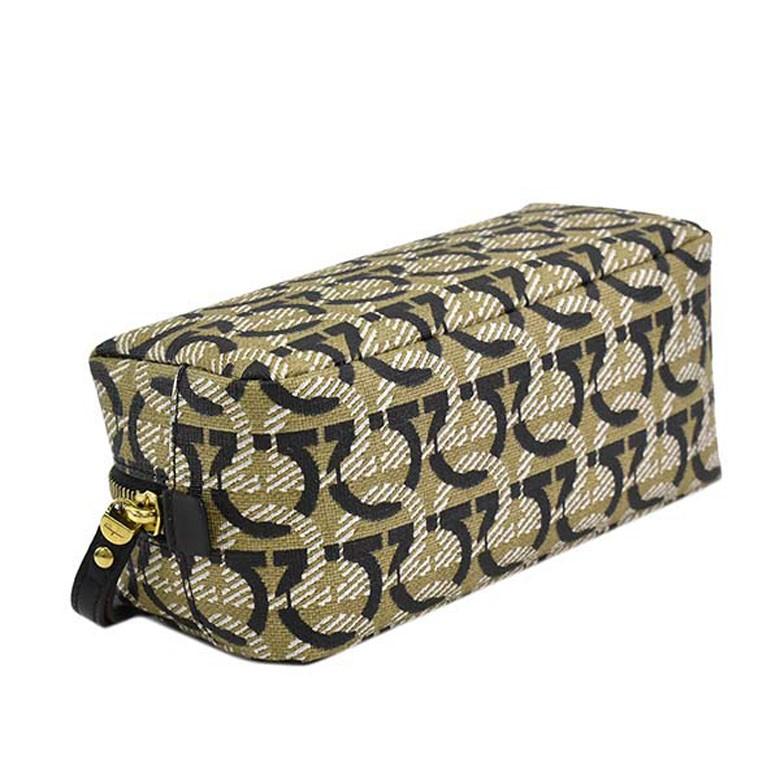 サルバトーレフェラガモ Salvatore Ferragamo ポーチ 22D876-724655
