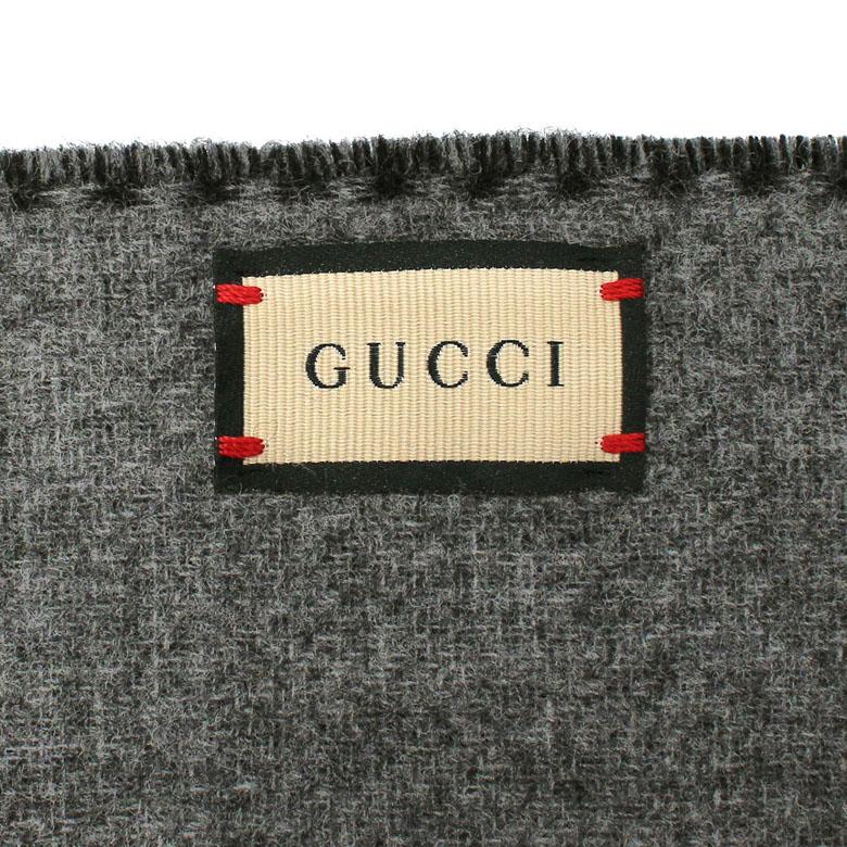 GUCCI グッチ 715497 4GAAA 1360 インターロッキングG付き GUCCI グッチ 715497 4GAAA 1360 インターロッキングG付き