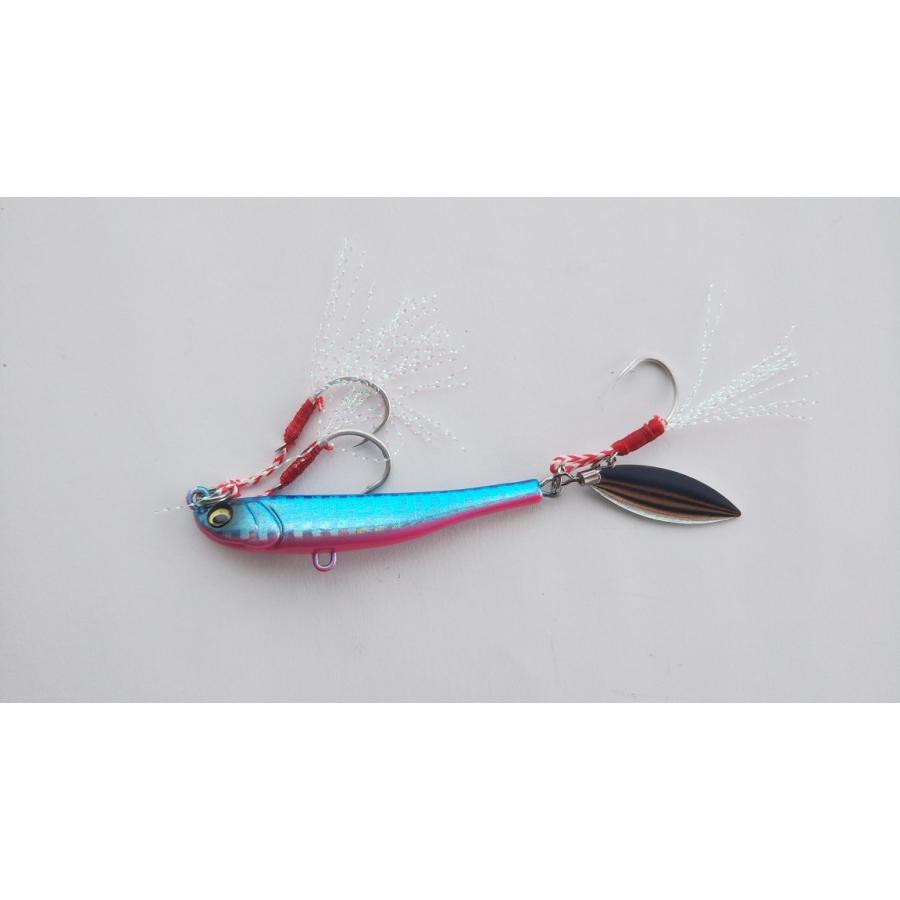 おトク情報がいっぱい かつおぶし形状 ブレード付き メタルジグ 30g 60mm 姿勢もレンジもキープ シングルフック３つ付き 鉄板 万能 シーバス ヒラメ Typeb Cre8tivedevssoftware Com