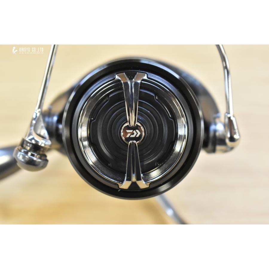 ダイワ 24 ルビアス LT 3000-H スピニングリール DAIWA LUVIAS