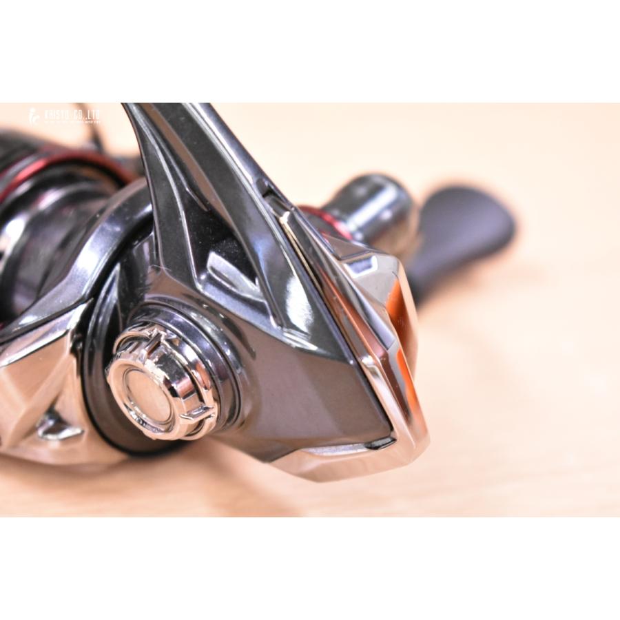 シマノ（SHIMANO） 24 ヴァンフォード C2000S スピニングリール