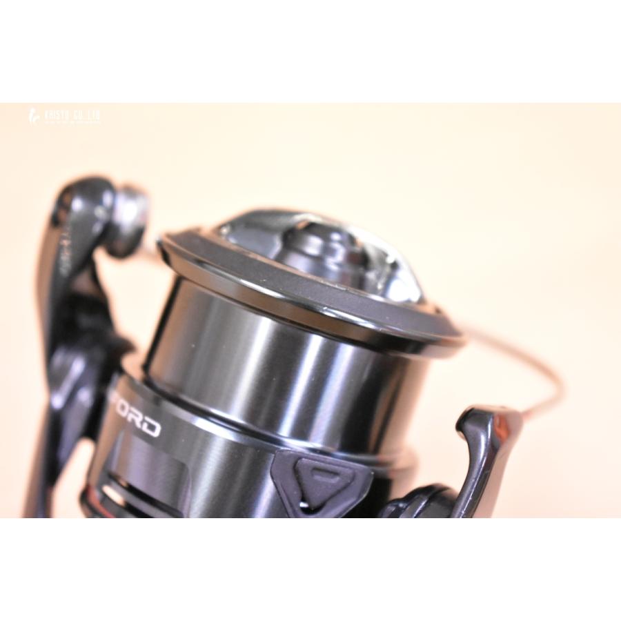 シマノ（SHIMANO） 24 ヴァンフォード C2000S スピニングリール