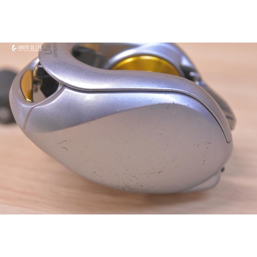 シマノ 07 メタニウム Mg 右巻き SHIMANO nium ベイトリール バス釣り