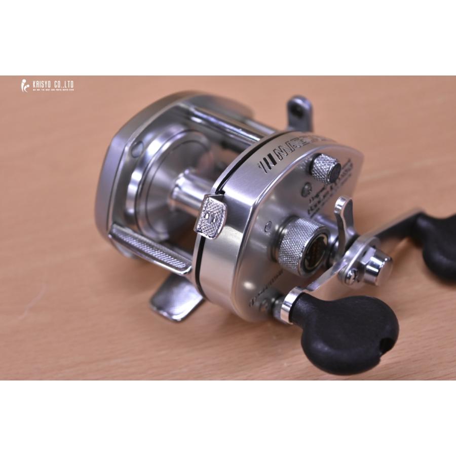 シマノ バンタム 100 SG 右 SHIMANO BANTAM ベイトリール