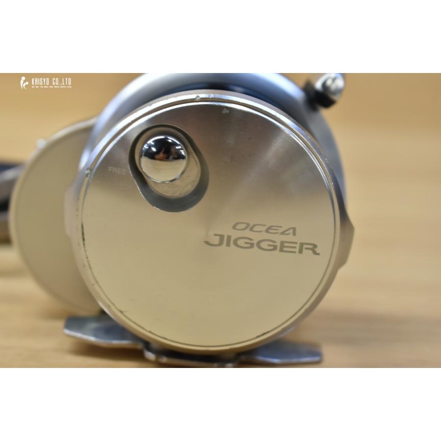 シマノ 17 オシアジガー 2000NRPG ベイトリール 右 SHIMANO OCEA