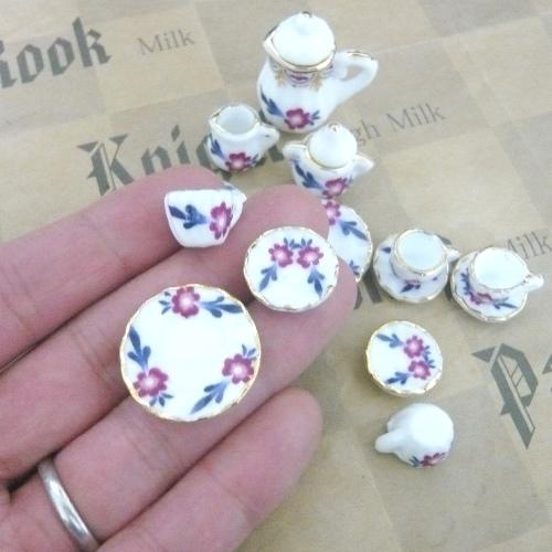 1/12ミニチュア陶器セット フラワー柄ティーセット A3 /メール便対応可