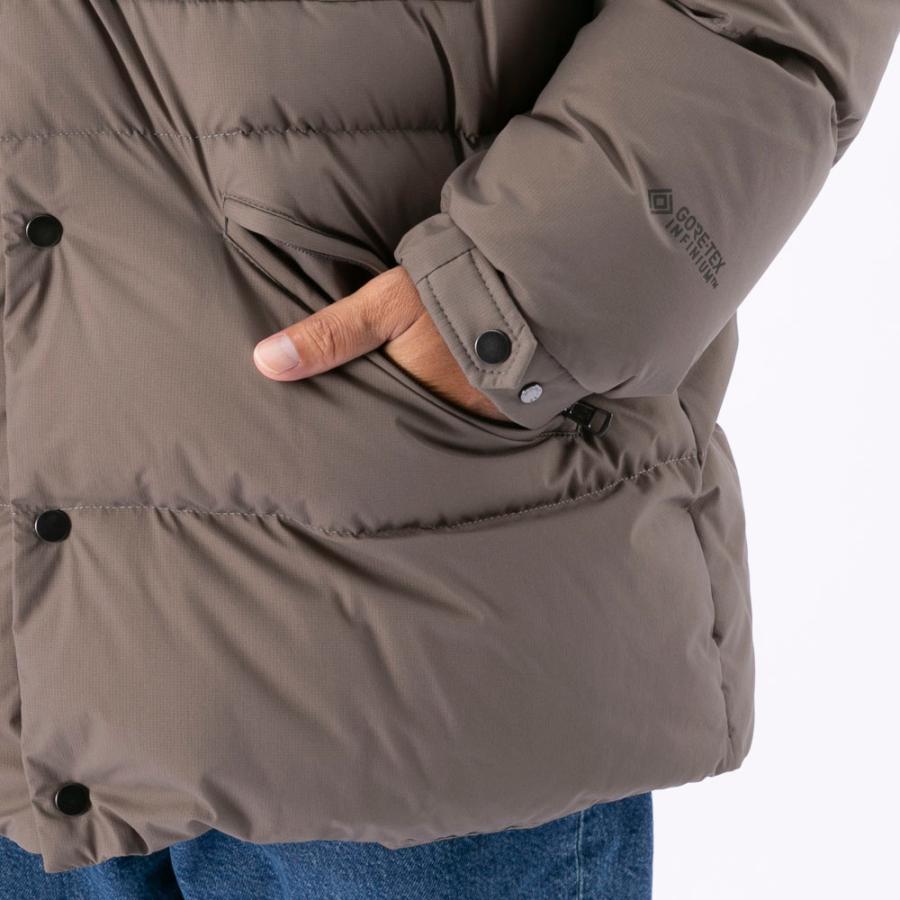 MONCLER（モンクレール） メンズアウター ダウンジャケット GORETEX