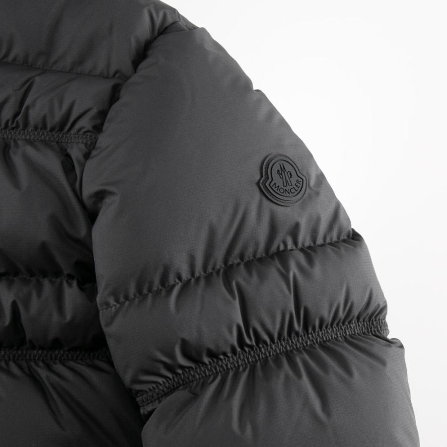 MONCLER モンクレール レディースアウター Yser ショートダウン MONCLER モンクレール レディースアウター Yser ショートダウン