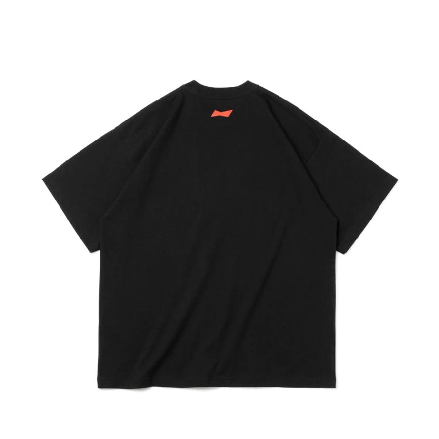 ニューエラ NEW ERA メンズトップス Budweiser　S/S Oversized Cotton Tee 13526844　フィットハウス｜fithouse｜02