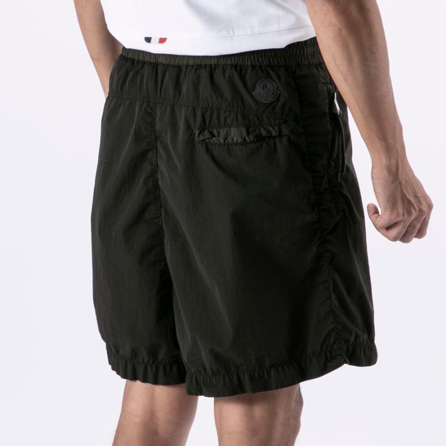 モンクレール MONCLER メンズボトムス GENIUS 1952 ジーニアス ハーフ ショート パンツ 2B702 C0520 01　フィットハウスの画像
