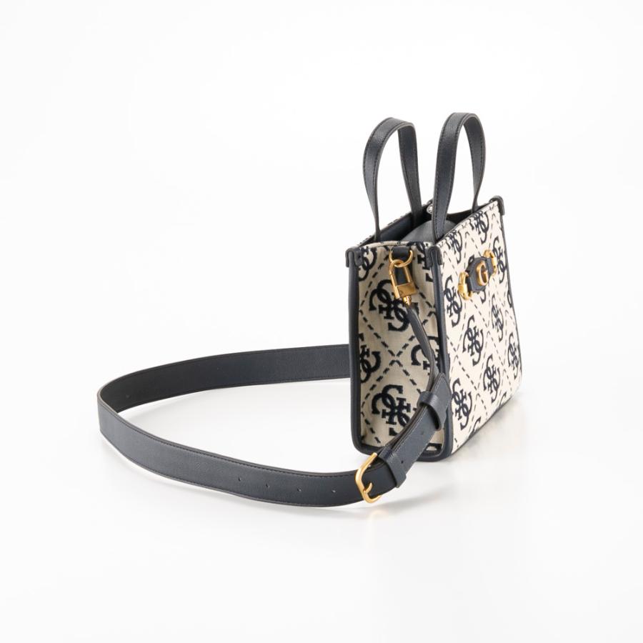 GUESS（ゲス） ハンド・トートバッグ IZZYjacquard JA865476 フィット