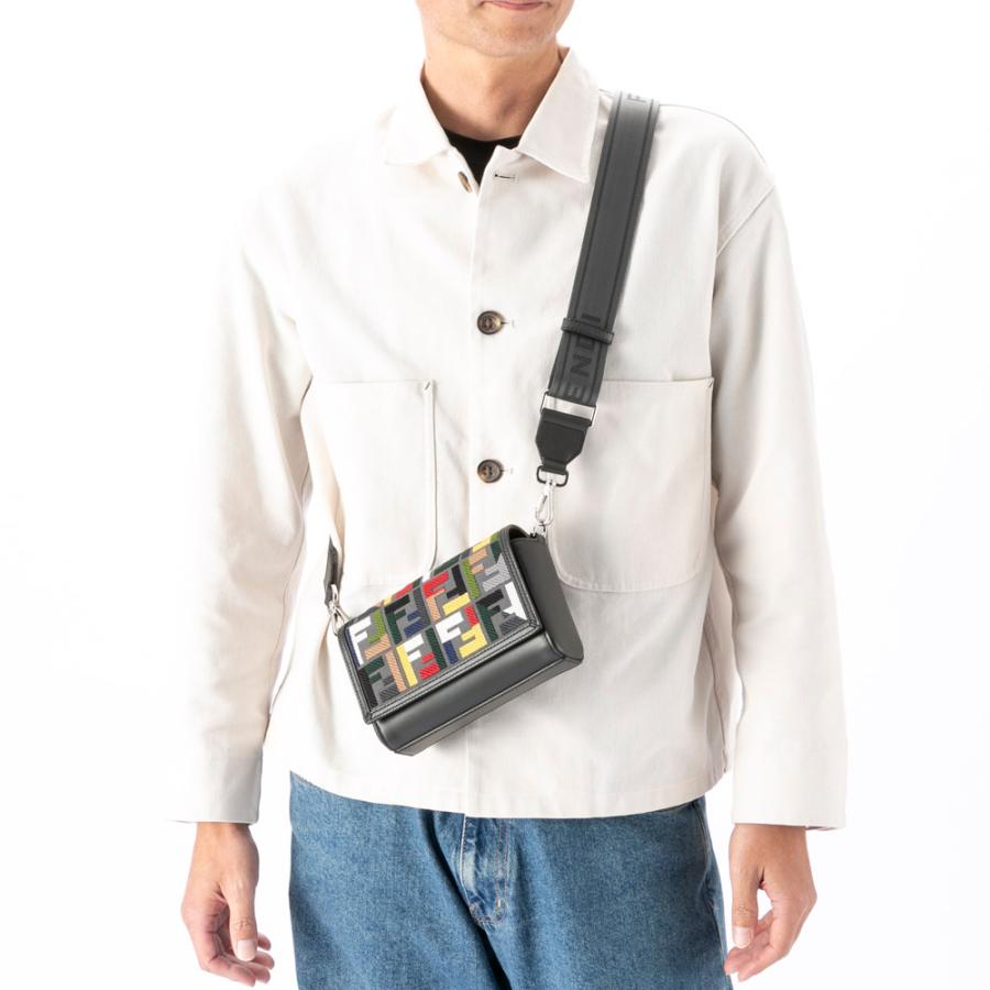 FENDI（フェンディ） FENDI FF コンパクトショルダーバッグ 7M0363