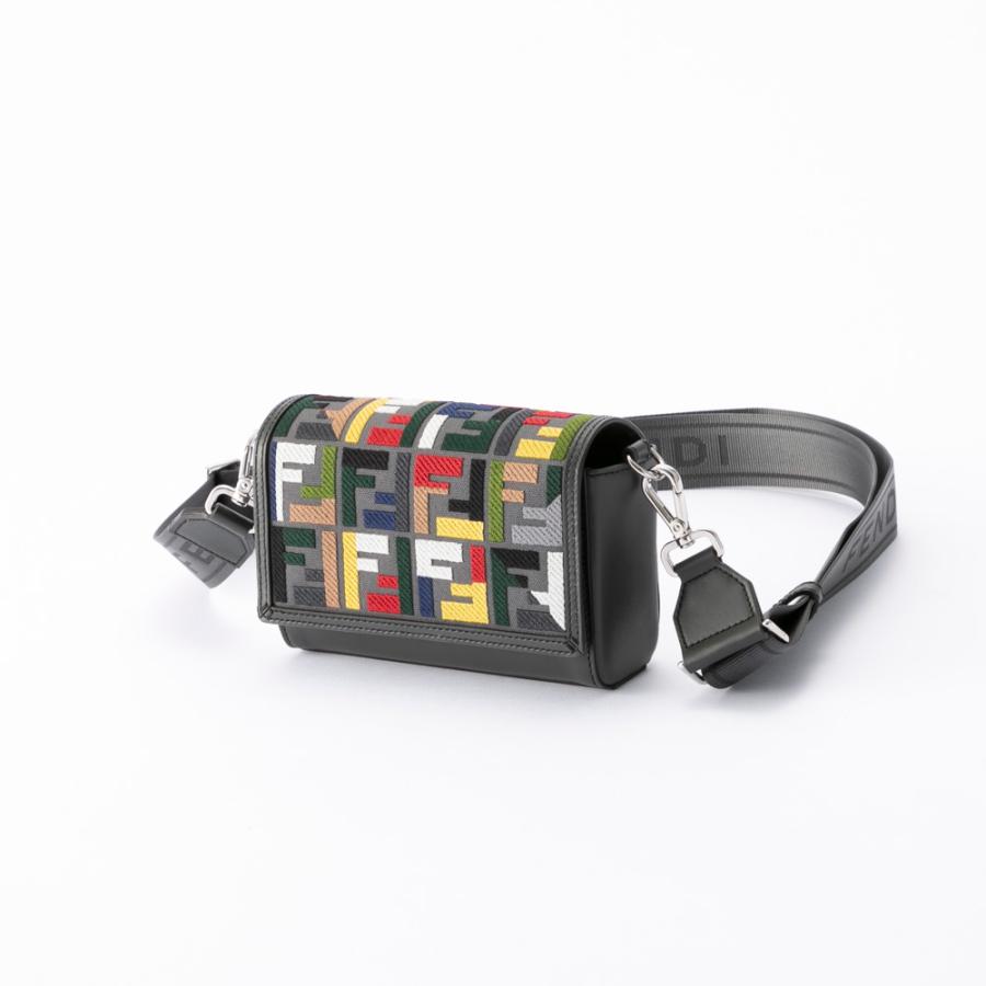 FENDI（フェンディ） FENDI FF コンパクトショルダーバッグ 7M0363