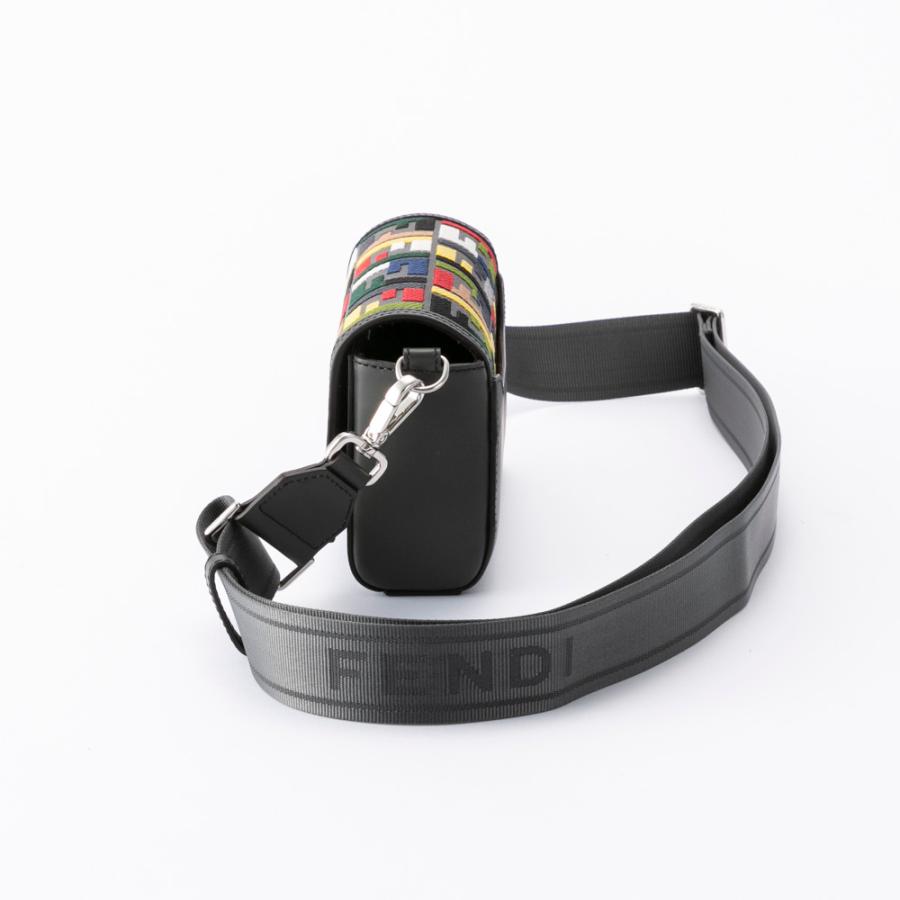 FENDI（フェンディ） FENDI FF コンパクトショルダーバッグ 7M0363