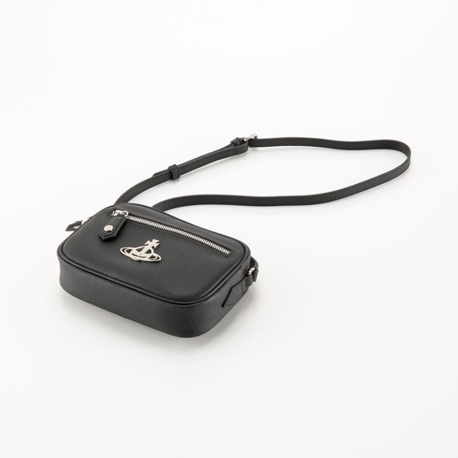 m*g様 新春セールヴィヴィアン・ウエストウッド ヴィンテージ鞄 Vivienne Westwood（ヴィヴィアンウエストウッド） ショルダーバッグ
