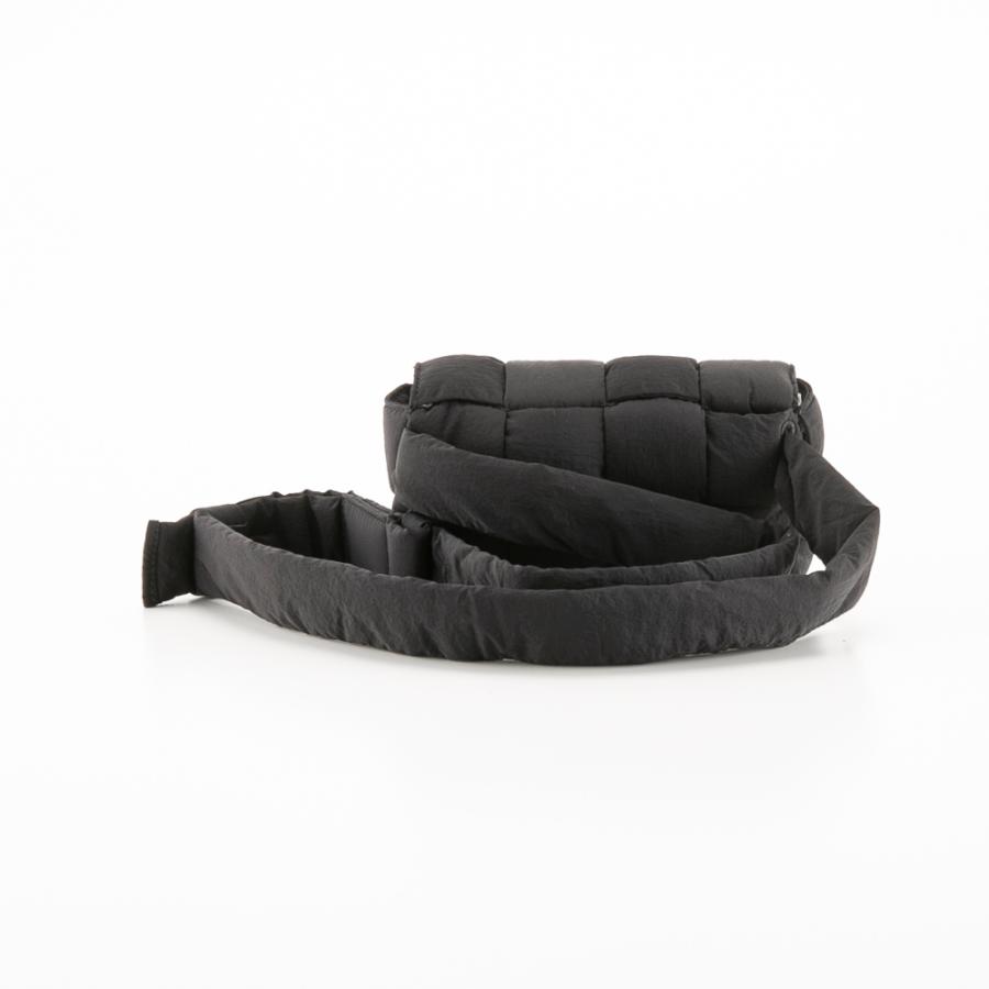 BOTTEGA VENETA ボッテガヴェネタ パデッド カセット ミニベルト