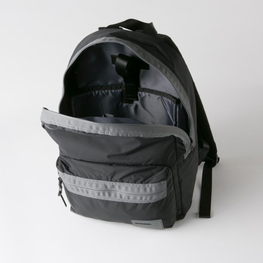 DIESEL（ディーゼル） リュック・バックパック DISCOVER-ME MIRANO
