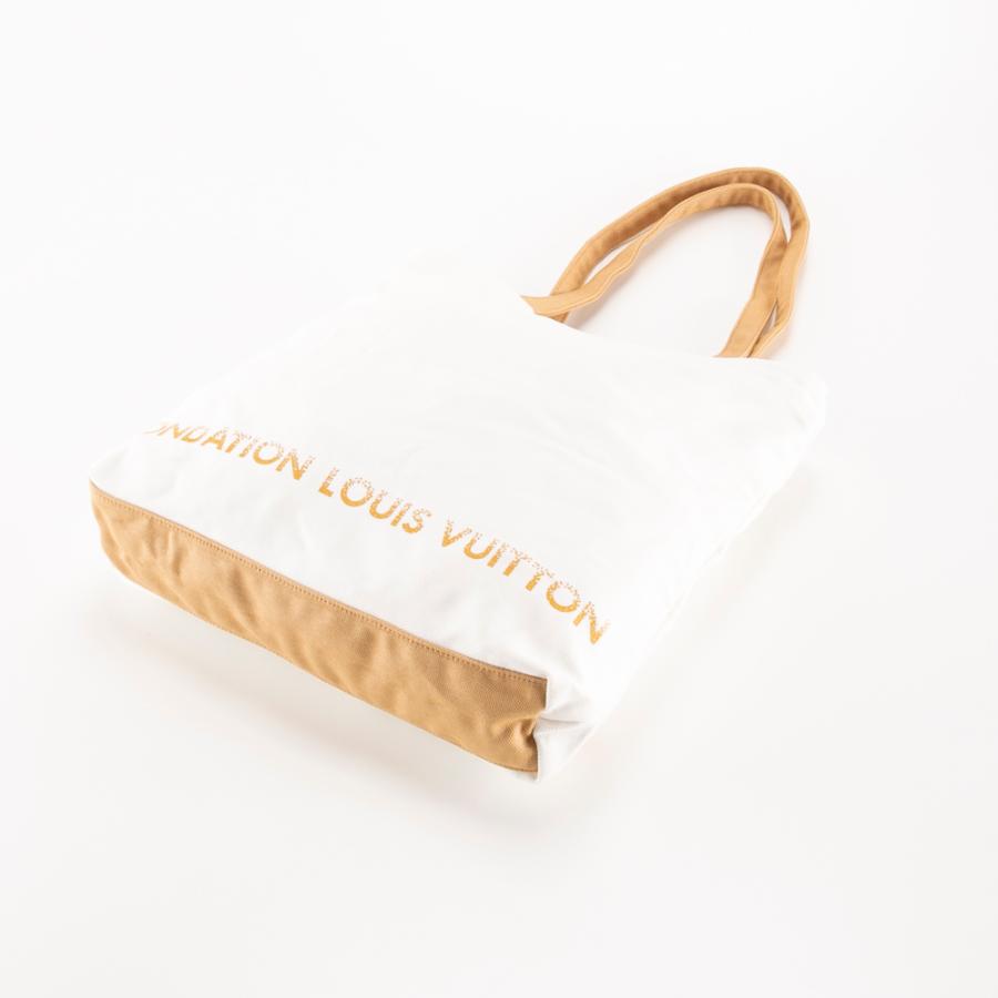 LOUIS VUITTON（ルイ・ヴィトン） LOUIS VUITTON FONDATION LV