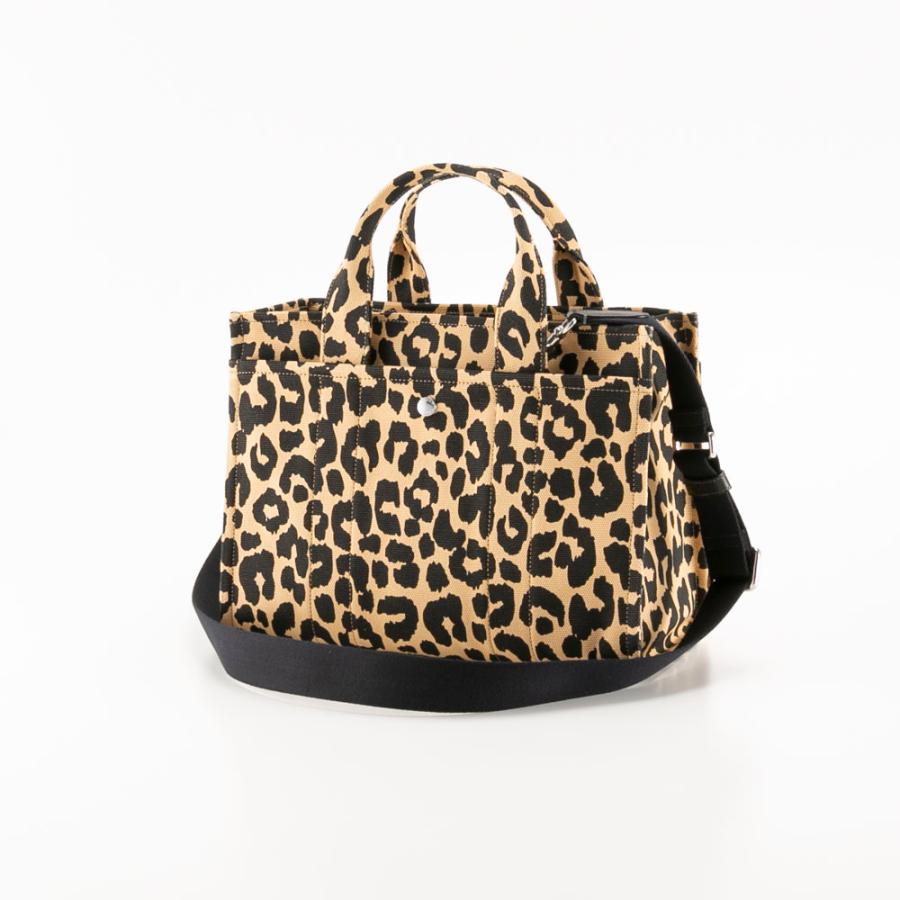 COACH（コーチ） ハンド・トートバッグ ロゴカーゴトート レオパード