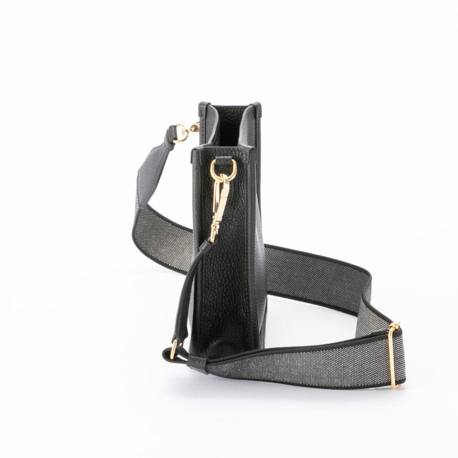 PRADA（プラダ） PRADA VITTELO DAINO SOFT ミニショルダーバッグ