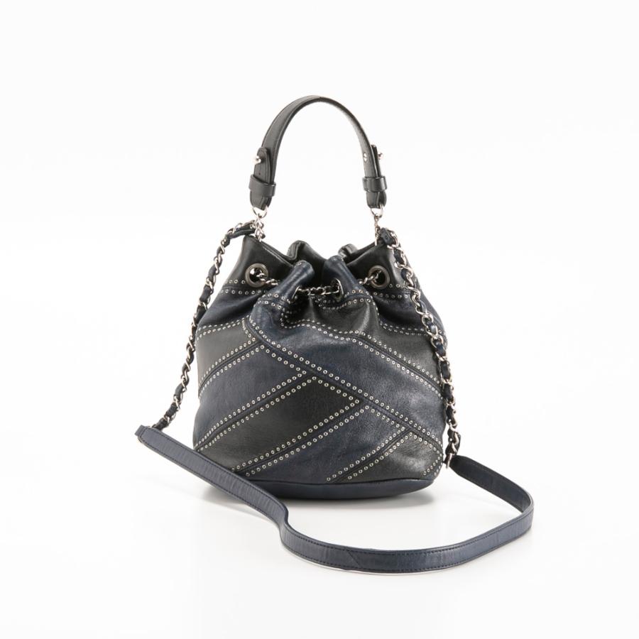 CHANEL（シャネル） 【ヴィンテージ・中古】シャネル スタッズ巾着